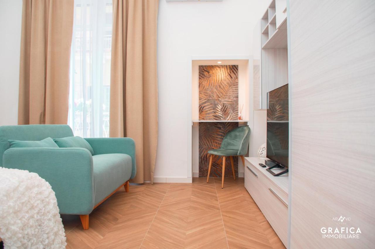 Ameli Home Luxury Apartment Taranto Exteriör bild