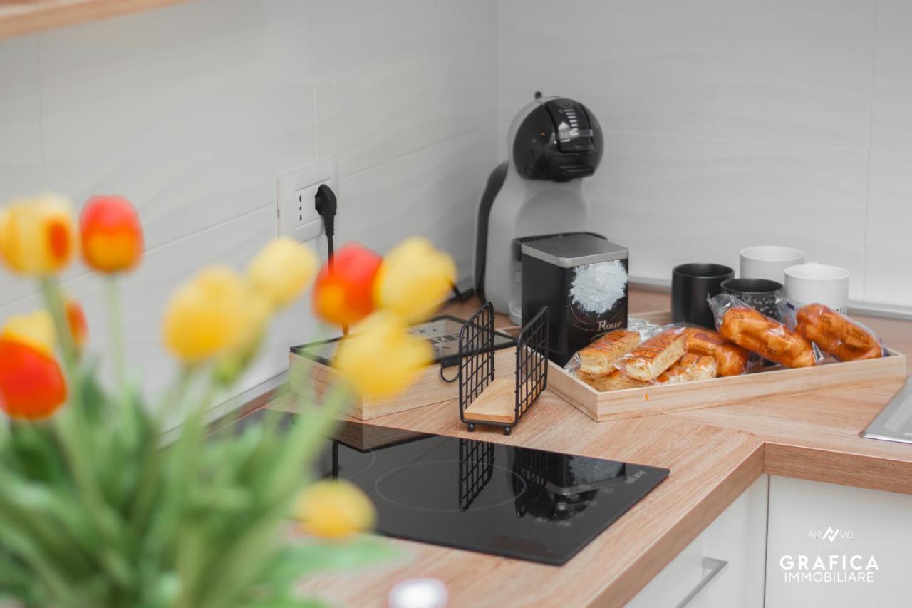 Ameli Home Luxury Apartment Taranto Exteriör bild